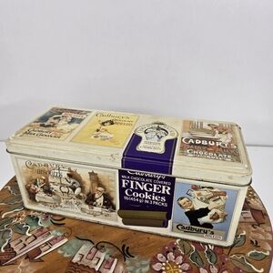 Vintage Cadbury's Chocolate Fingers Biscuits Empty Collector Cookie Tin